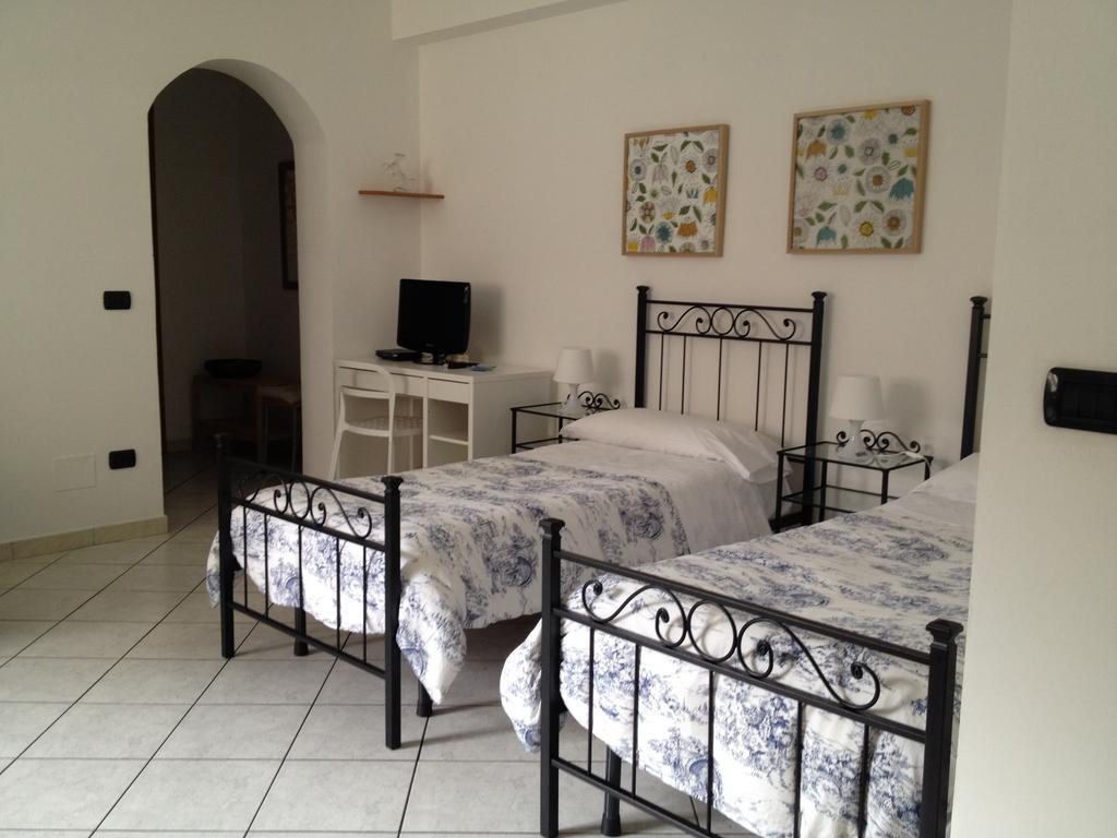 Akron B&B SantʼAlessio Siculo Eksteriør bilde