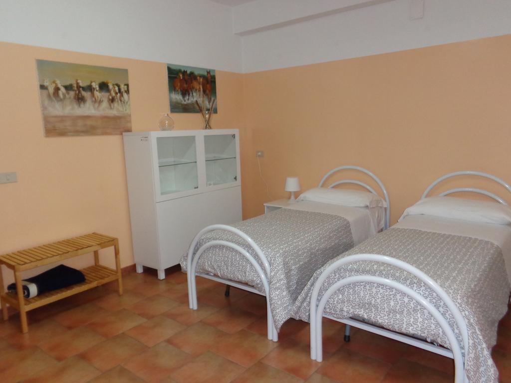 Akron B&B SantʼAlessio Siculo Eksteriør bilde